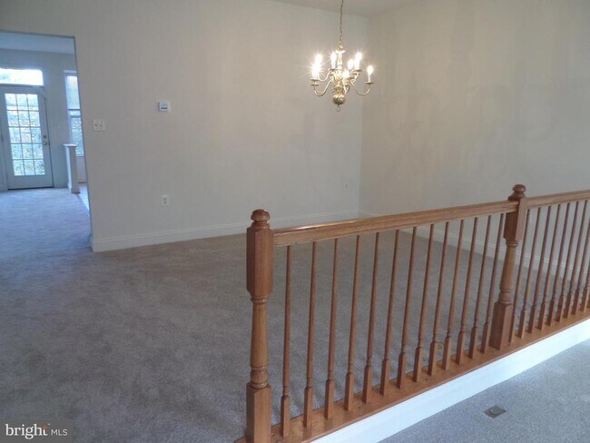 Foto del edificio - 836 Linfield Terrace NE