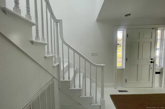 Foto del edificio - 163 Harbor Rd