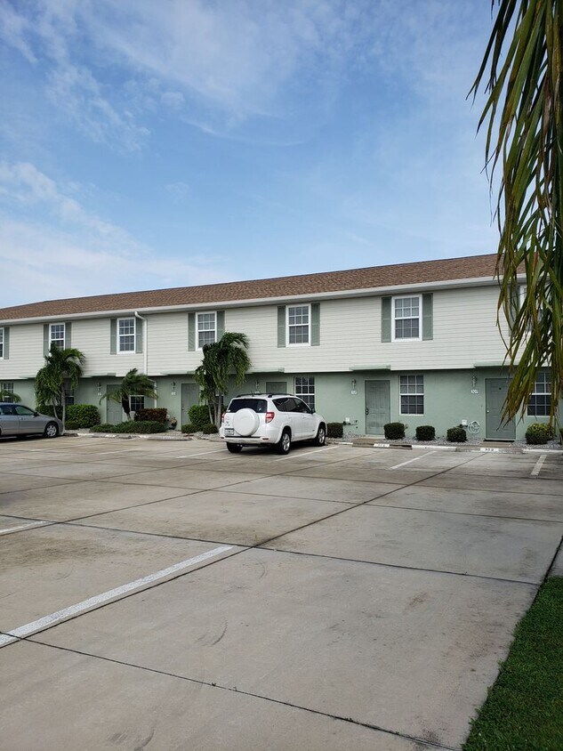 Foto principal - Pebbles East Townhome-Deep Creek-Annual Re...