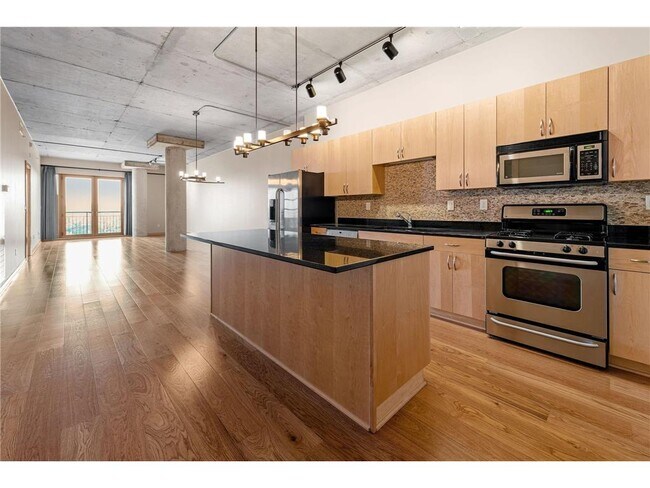Foto del edificio - 212 N 1st St