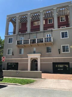 Foto principal - 115 Mendoza Ave