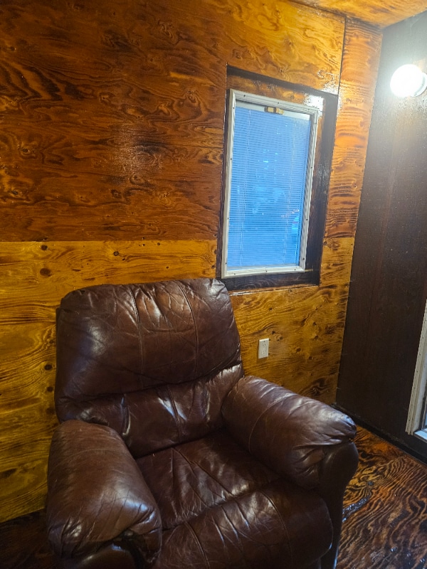 Foto del edificio - 4611 88th Ave SW