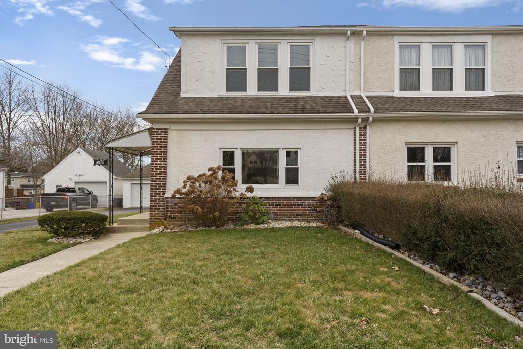 Foto principal - 349 Morris Rd