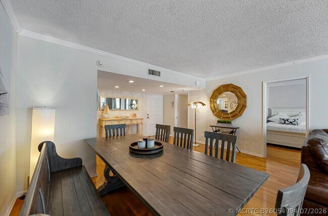 Building Photo - 3570 S Ocean Blvd
