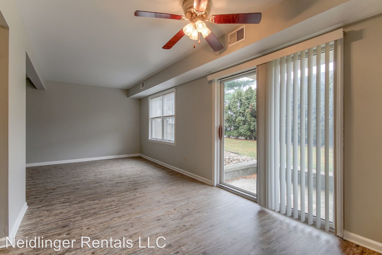 Foto principal - 545 Alison Dr