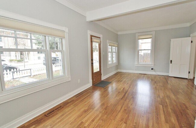 Foto del edificio - Charming Cottage Style North End Home