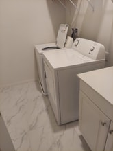 Building Photo - 1713 Cedar Tree Pl