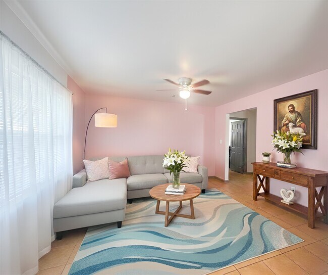 Foto del edificio - 5602 Hirsch Rd