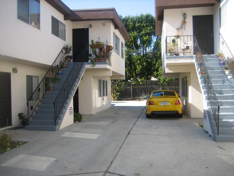 Building Photo - 1311-1315 Ocean Park Blvd