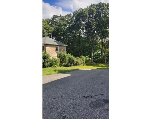 Primary Photo - 123 Ashland St
