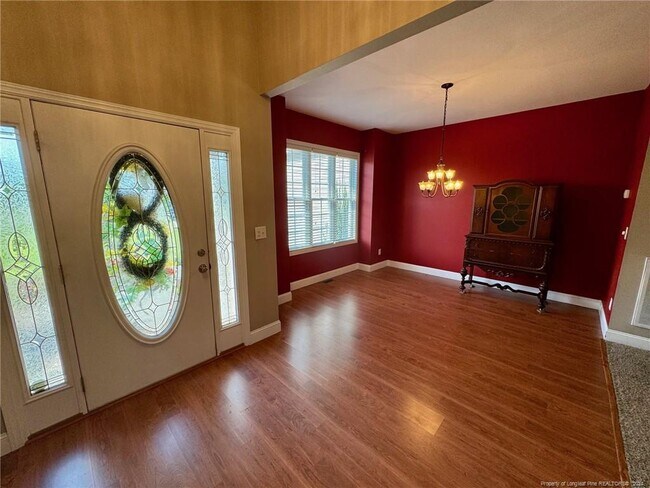 Foto del edificio - 243 Trace Ln