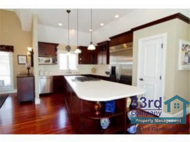 Building Photo - Leawood Home in Blue Valley School District