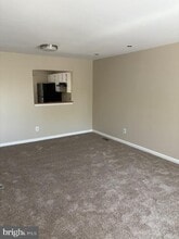 Building Photo - 1414 Primrose Pl