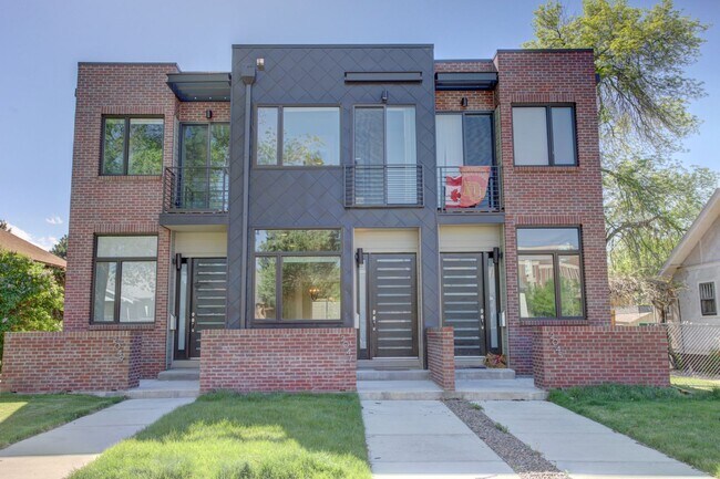 Building Photo - High Street Townhomes - Beautiful 3 Bedroo...