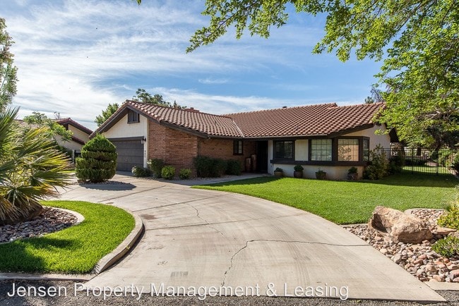 Building Photo - 3 br, 2 bath House - 985 Joshua Circle