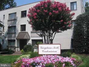 Building Photo - 2610 Tunlaw Rd NW