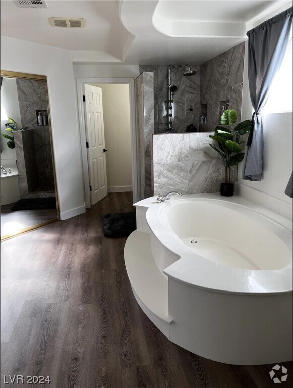 Pinnacle at Pinnacle Peaks Apartments for Rent with Washer & Dryer