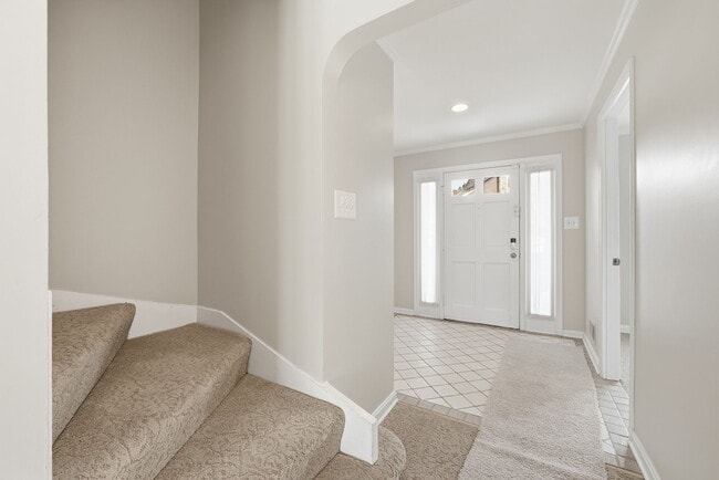 Building Photo - 6701 Washington Blvd