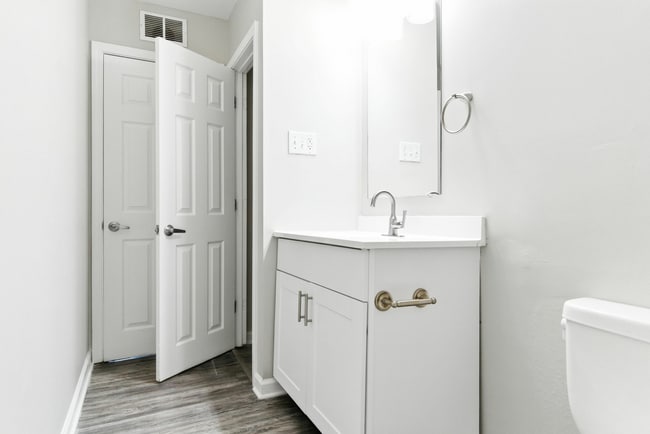 9400 Hurstbourne Park Blvd-45.jpg - The Rye Apartments