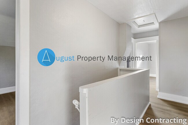 Building Photo - Beautiful, Renovated 4-bed, 2-bathroom Home