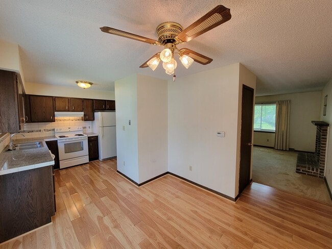 Foto del edificio - 510 Barnett Dr