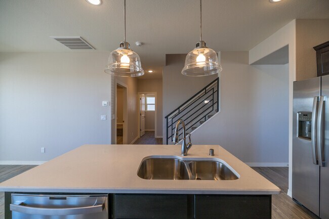Foto del edificio - 12832 Shelby Ridge Dr