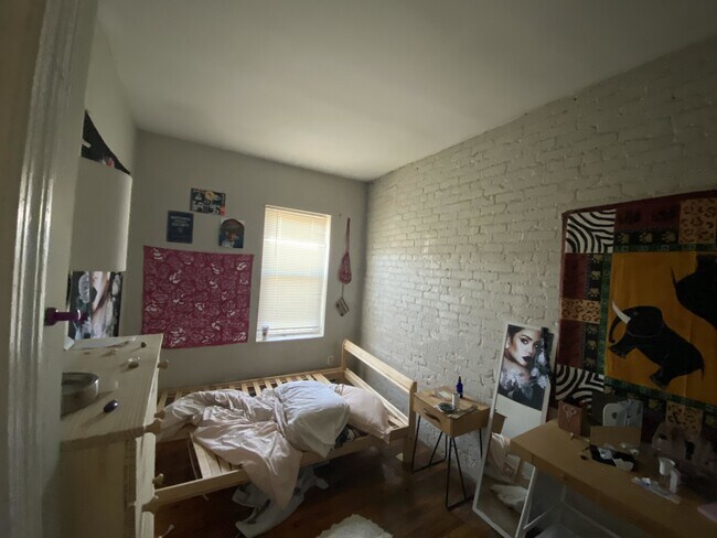 Building Photo - 886 Huntington Ave