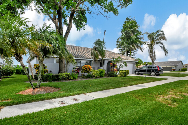 Building Photo - 5391 Alta Way