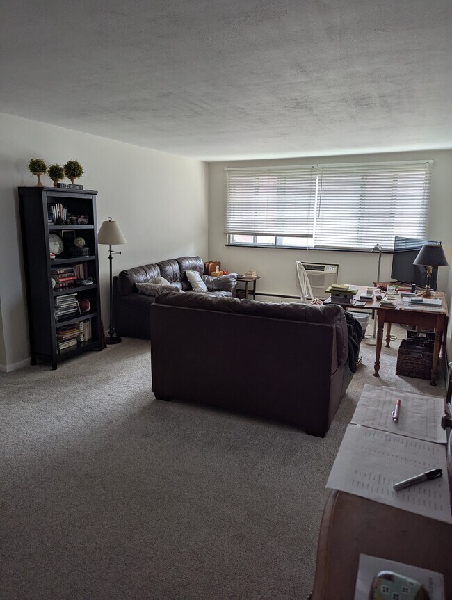 Foto del edificio - 700 East Ave