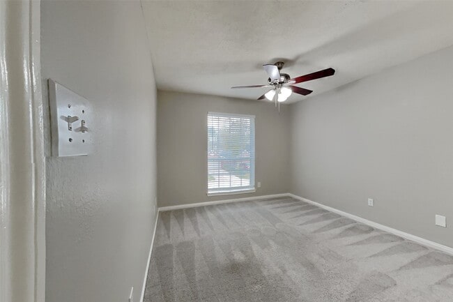 Building Photo - 19407 Water Point Trail