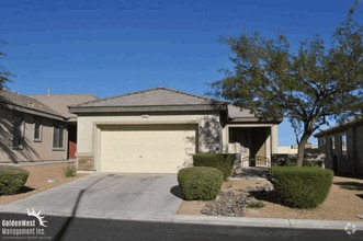 Building Photo - 5836 Bellows Beach St