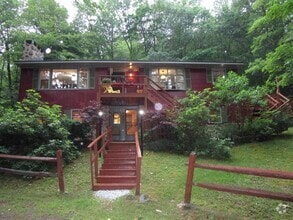 Building Photo - 4591 VT-30
