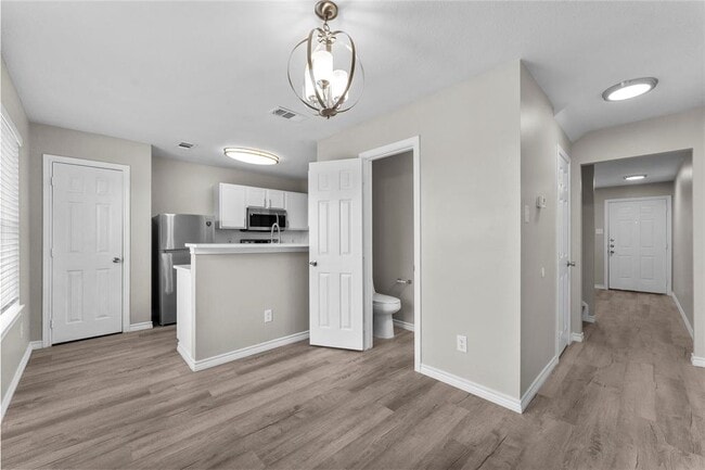 Building Photo - 106 Green Isle Ave