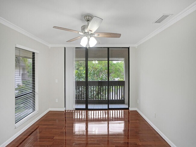 Foto del edificio - 9280 Sable Ridge Cir