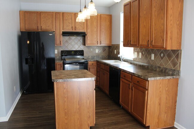 Foto del edificio - 2373 Walnut Bottom Rd