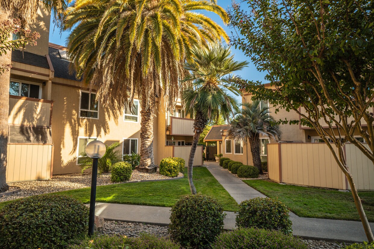 Loma Linda Apartments Apartments in Carmichael, CA