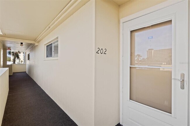 Foto del edificio - 4775 Cove Cir