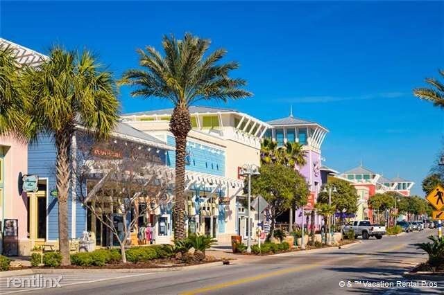 Foto del edificio - 17757 Front Beach Rd