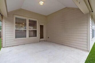 Building Photo - 7923 Thorncroft Manor Ln