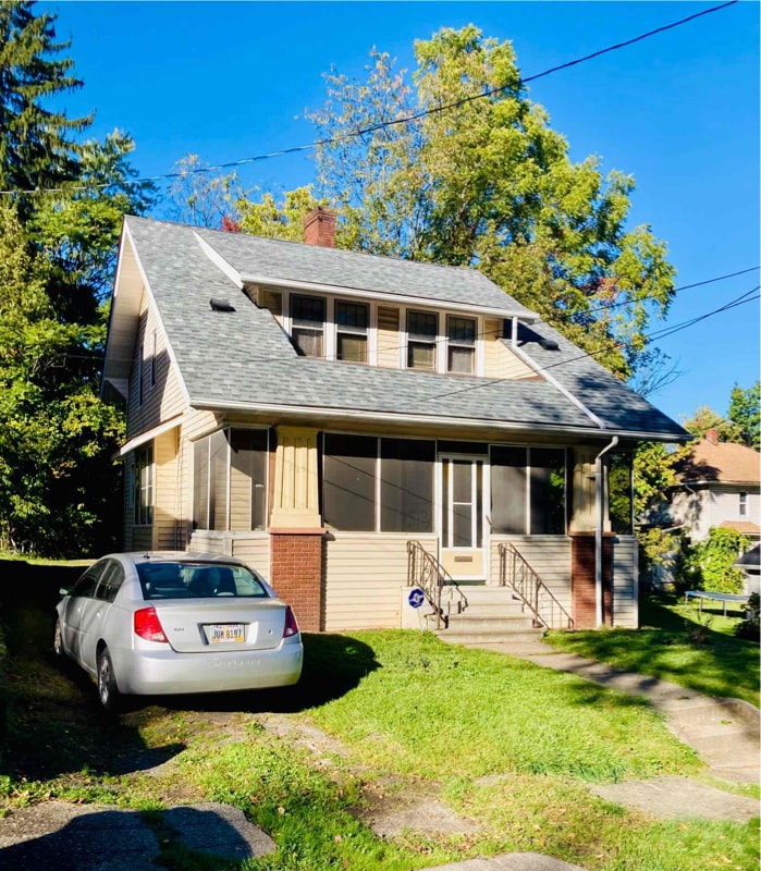 685 Longview Ave Akron, OH 44307 – photo 1