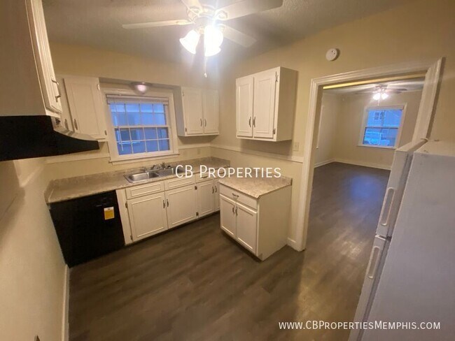 Foto del edificio - 3632 Carrington Rd