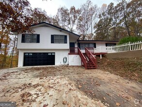 Building Photo - 4610 Cresant Ln