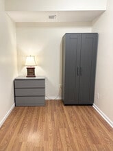 Building Photo - 7823 Shreve Rd