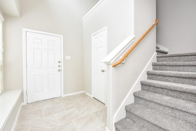 Foto del edificio - 5619 Stonecloud Ln