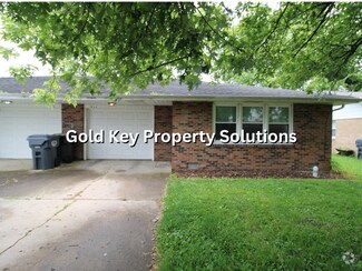 Building Photo - 811 Mellen Dr