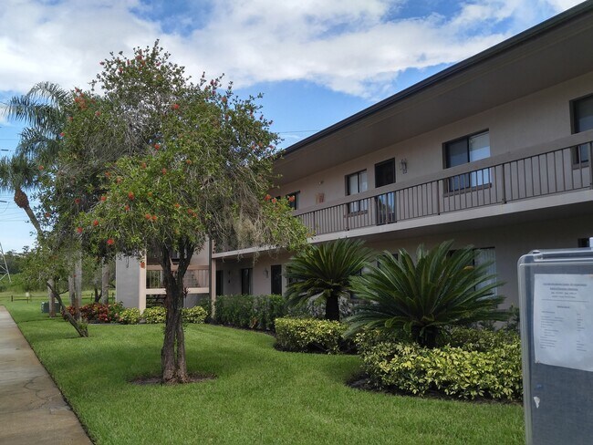 Foto del edificio - Beautiful 2 Bedroom 2 Bath Condo for rent ...