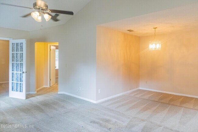 Building Photo - 3844 English Colony Dr N