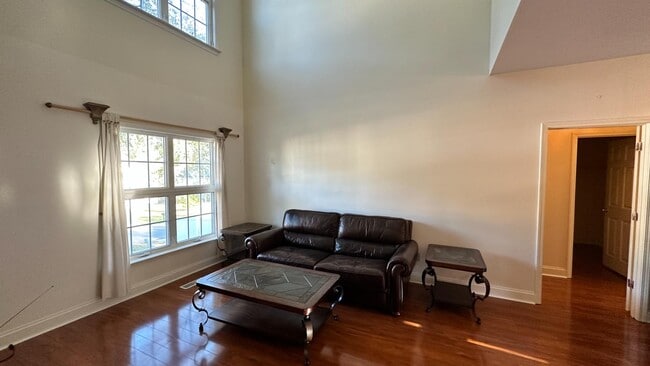 Building Photo - 4612 Narayan St