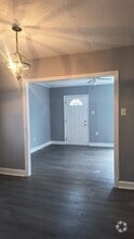 Building Photo - 3007 S Poplar St