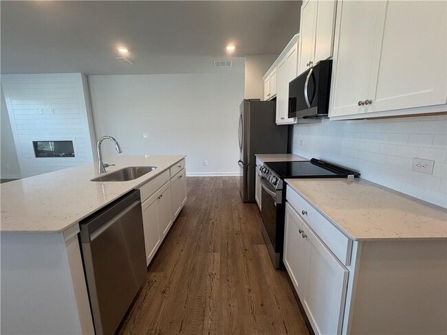 Foto del edificio - 1713 Harper Lily Ln